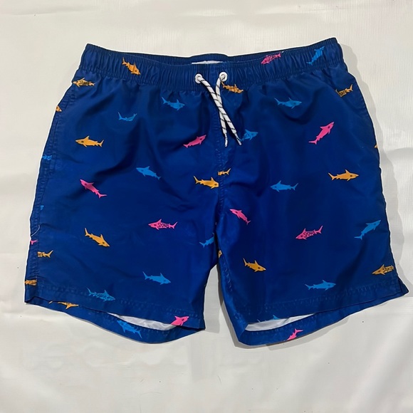 Maamgic shark swim trunks sz LG - Picture 3 of 6